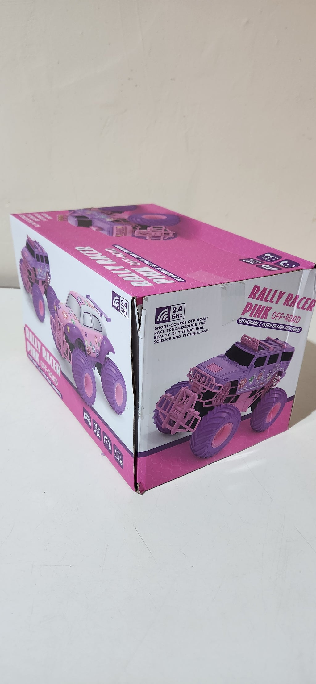 Carrinho De Controle Remoto Recarregável Monster Truck Rosa Cor Jeep