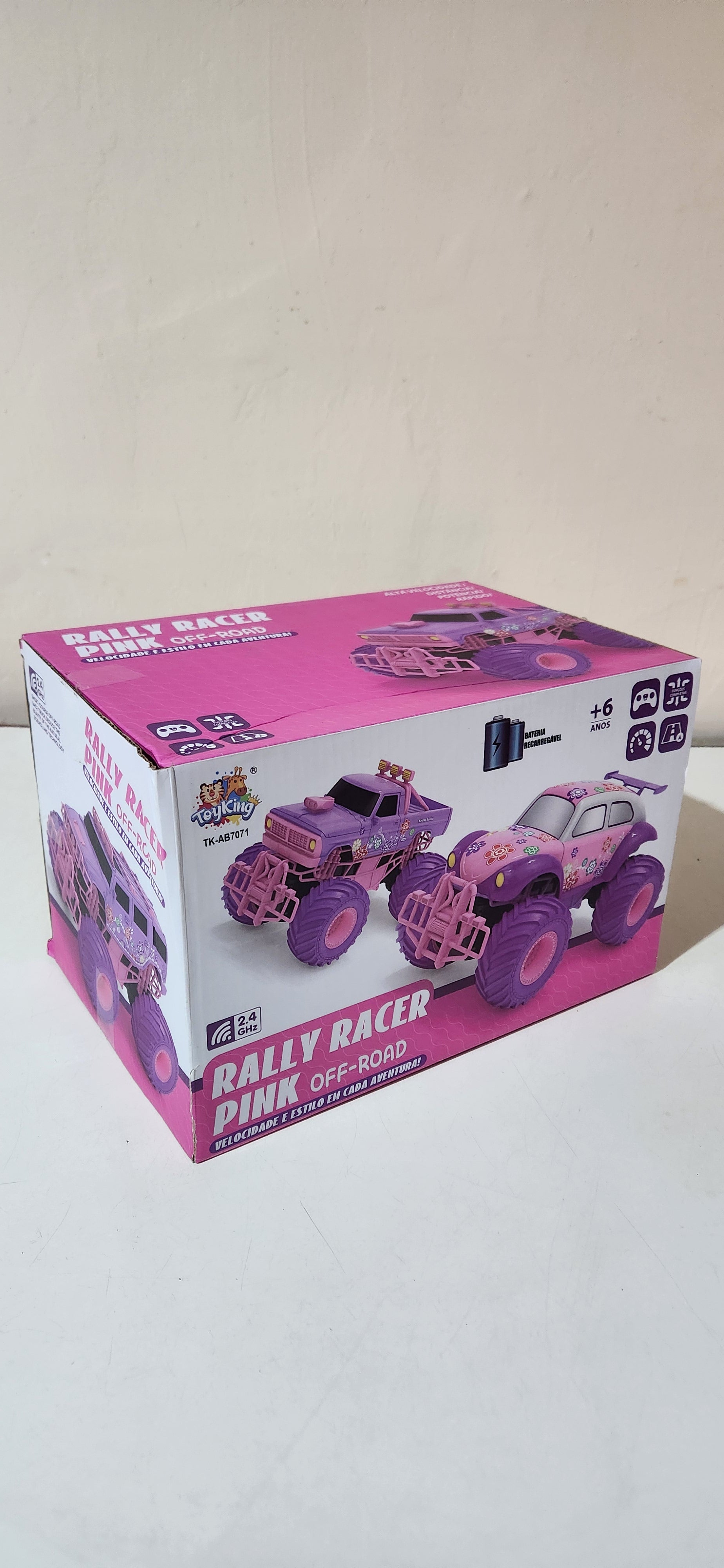 Carrinho De Controle Remoto Recarregável Monster Truck Rosa Cor Jeep