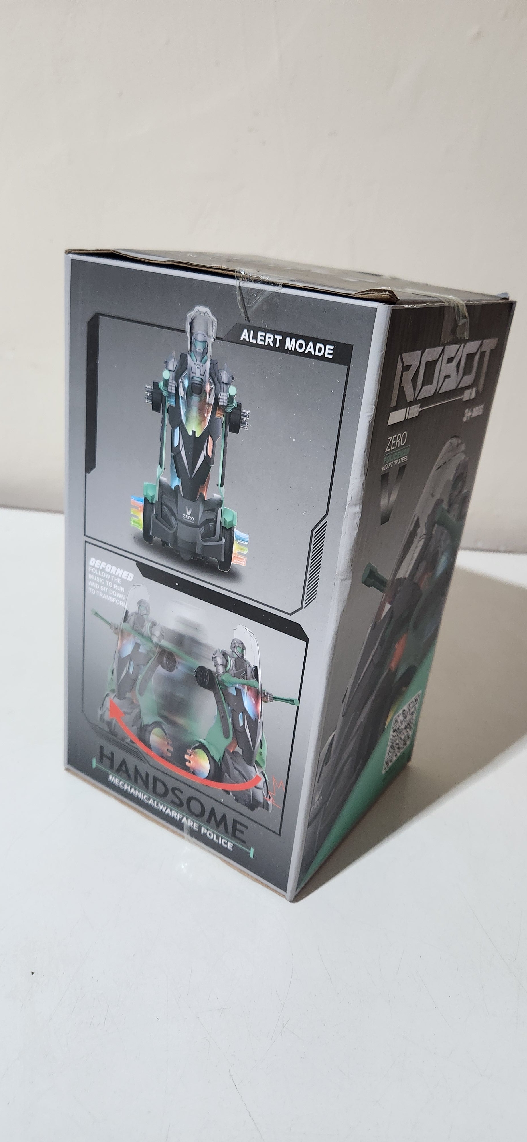 Robô de brinquedo policial com luz e som cinza